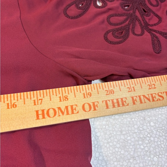 Ann Taylor Burgundy Blouse with Embroidered puff sleeves size M - Picture 4 of 7